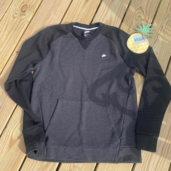 🍍NIKE CREW NECK SWEATSHIRT 🍍SIZE MED🍍H-5 - Picture 1 of 3